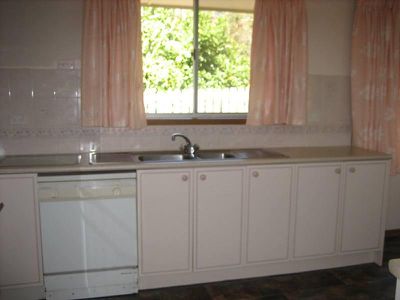 2 Gellatly Ave, Figtree