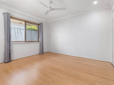 18 Edgeware Drive, Rochedale South