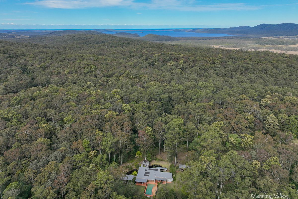 380 Hubbards Road North, Topi Topi