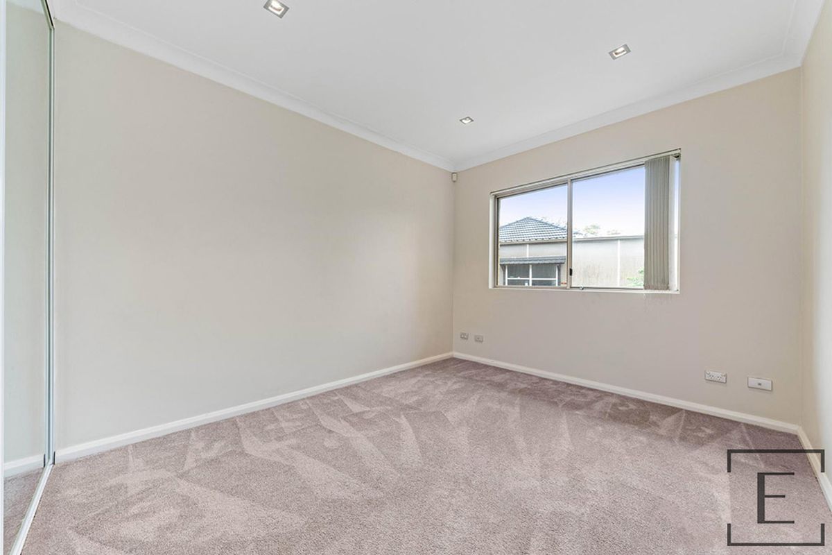 12 / 4-6 Mercer Street, Castle Hill