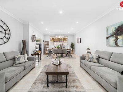 9 Tudor Crescent, Cecil Hills