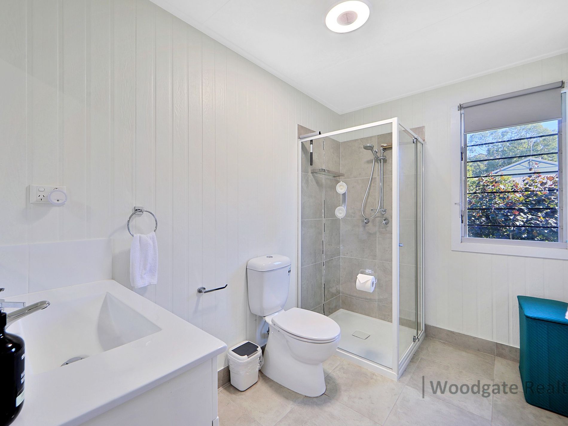 1 WALKERS POINT ESPLANADE, Woodgate