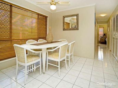 34 Discovery Drive, Helensvale