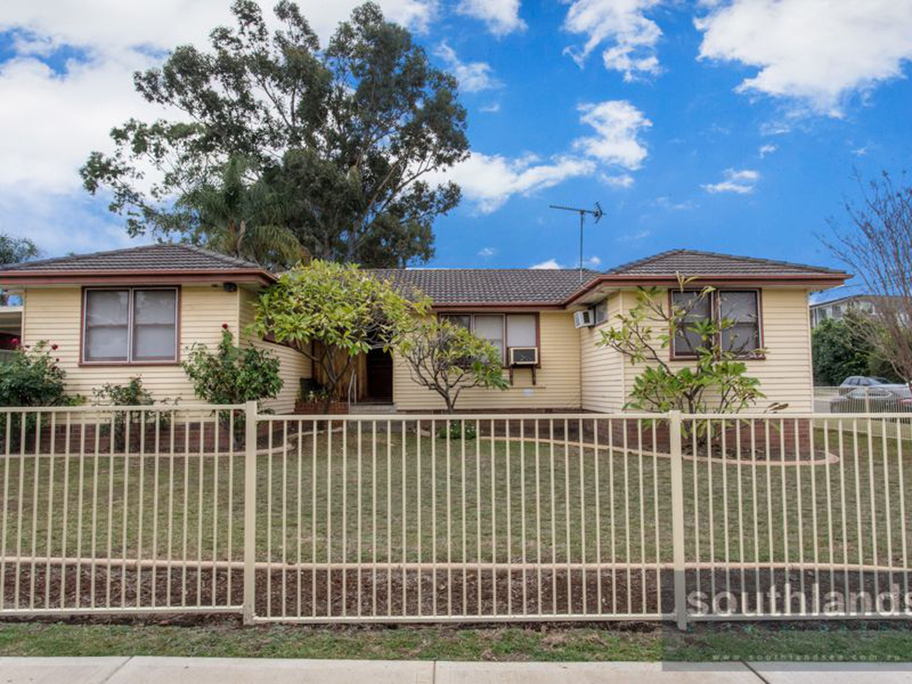 53 First Street, KINGSWOOD