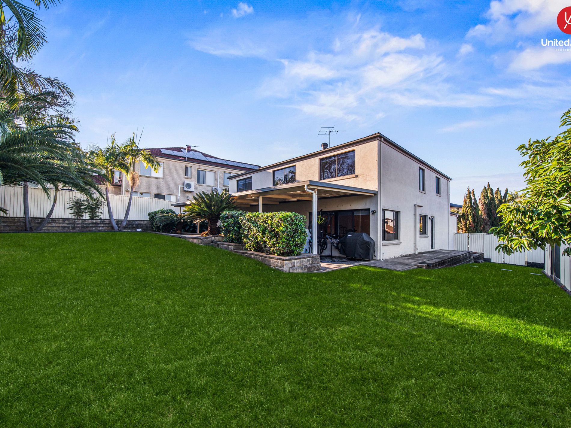 11 London Court, Cecil Hills