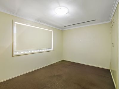 98 Hopetoun Circuit, Yarralumla