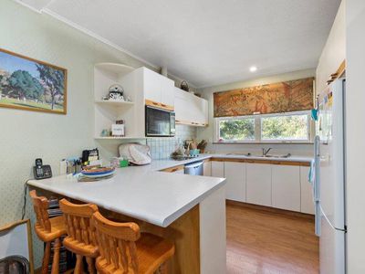 90 Moffat Drive, Lincoln