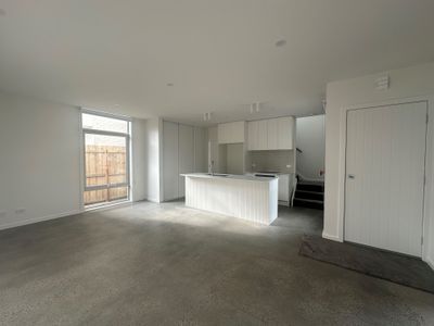 2 / 24 Willana Avenue, Hamlyn Heights