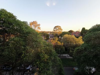 7 / 26 Henley Road, Homebush West