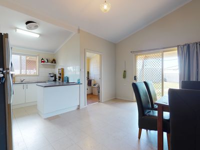 27 Salter Drive, Dubbo