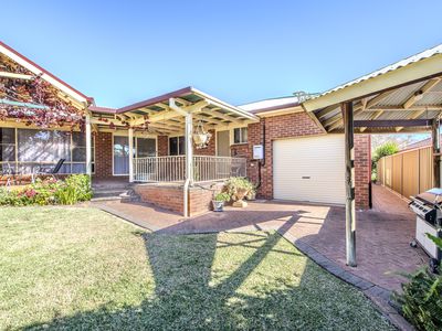 16 Ingrid Place, Dubbo