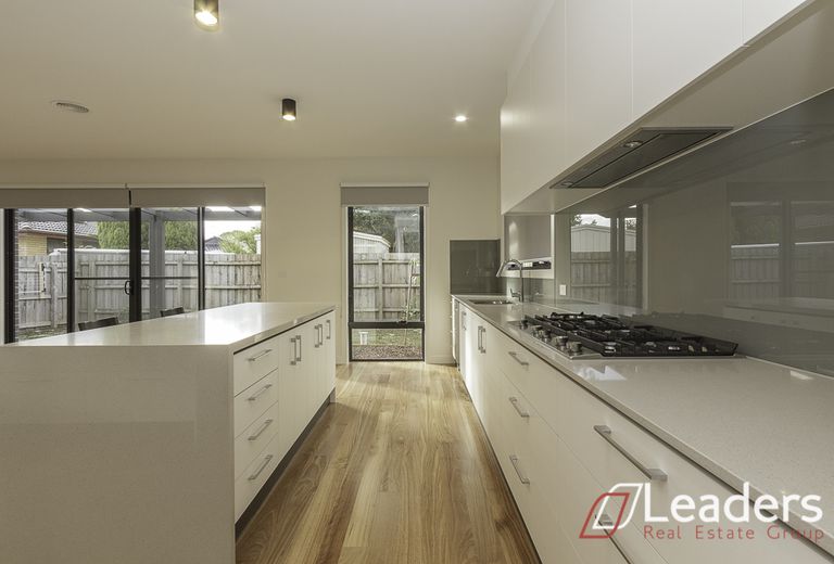 3 Legend Avenue, Glen Waverley