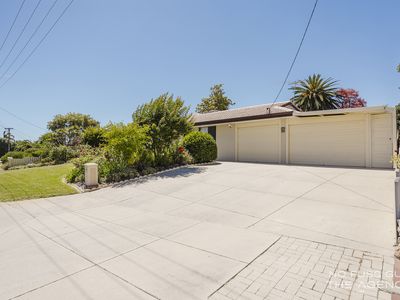 9 Burgland Drive, Girrawheen