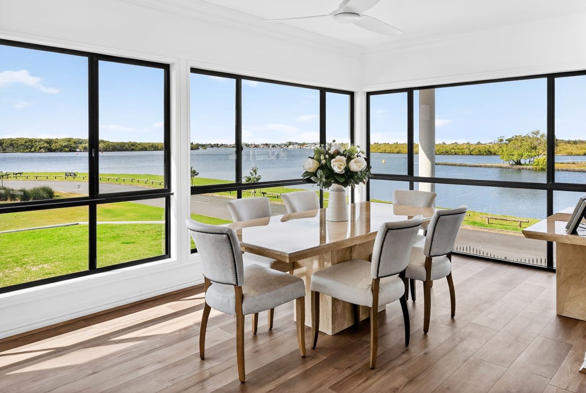 14 Pool Street, Hope Island