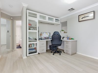 2 Neroli Link, Atwell