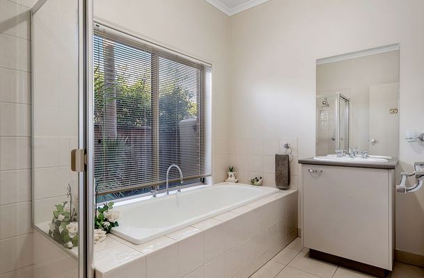 6 Marchmont Rise, Craigieburn