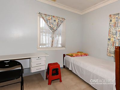 15 Parakeet St, Inala