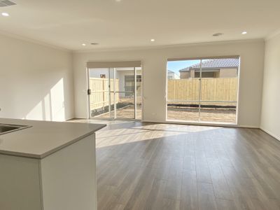 5 Crathes Street, Wyndham Vale