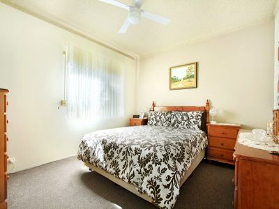 4 / 46-48 Peterborough Avenue, Lake Illawarra