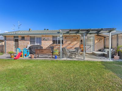 18 ADINA CLOSE, Forster