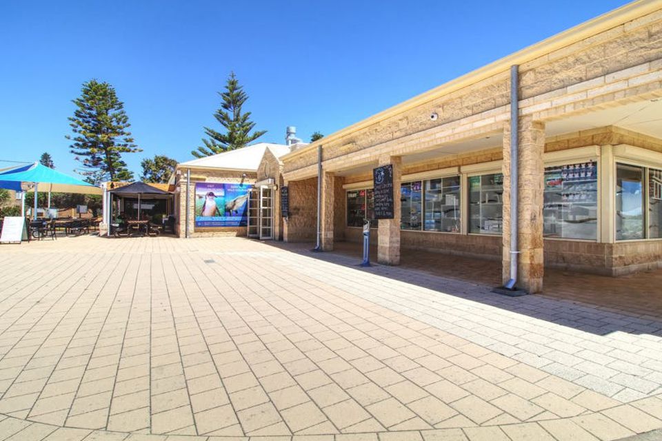 18 Liverpool Street , Shoalwater