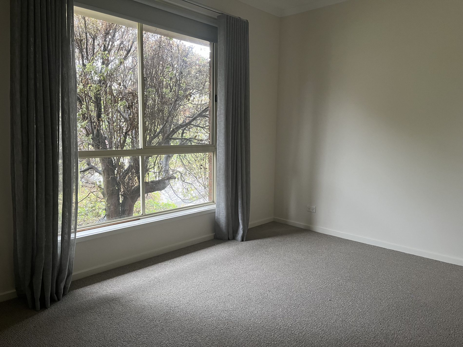 5 / 2 Vivian Street, Belmont