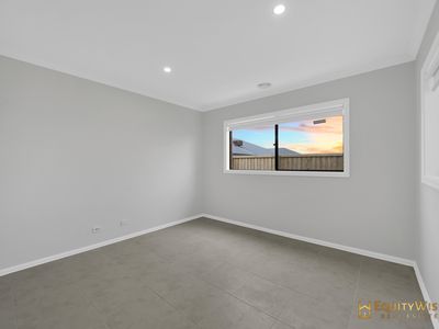 7 Earlville Street, Manor Lakes