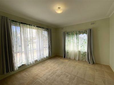 15 Farrand Street , Forbes