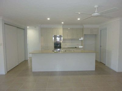 6 Forster Avenue, Forster