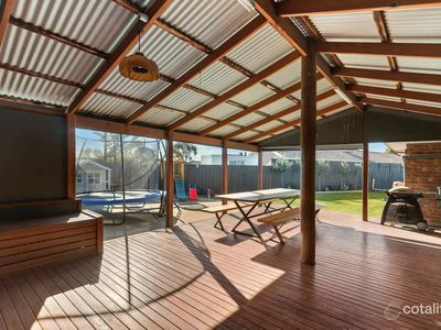 13 Annand Close, Cranbourne West