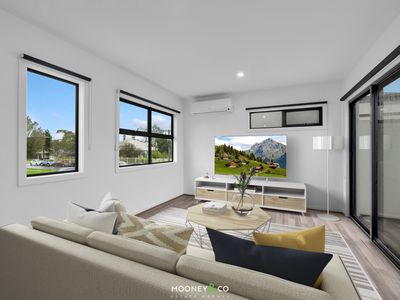 2 / 12 Mundaring Drive, Cranbourne