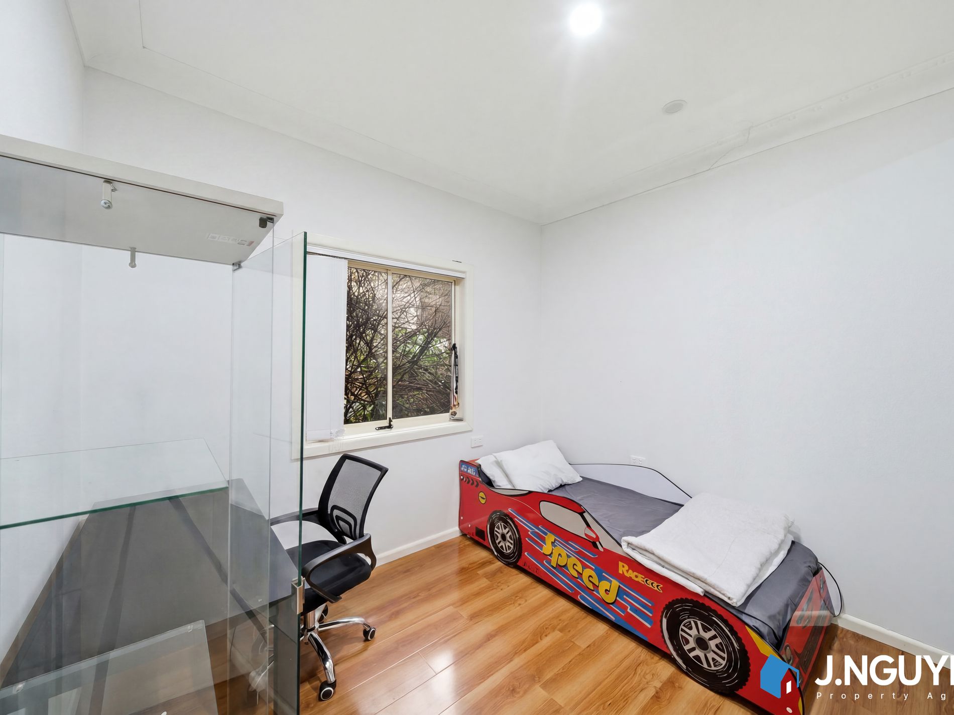 8 & 8a O'shannassy St, Mount Pritchard