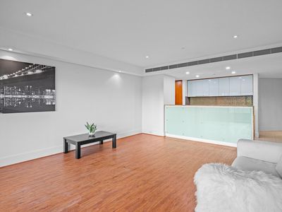 901 / 108 Terrace Road, East Perth