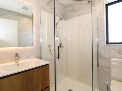 A / 4 Blue Gum Rise, Sunnyhills