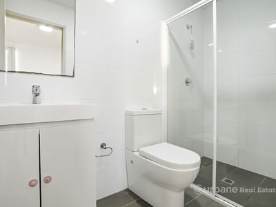 11 / 24 Mons Road, Westmead
