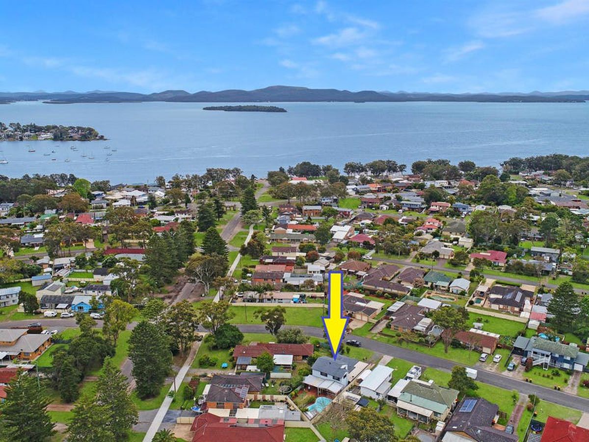 98 Clemenceau Crescent, Tanilba Bay, Tanilba Bay - Thumbnail 2