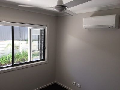 3 / 30 Taurus Circuit, Coomera