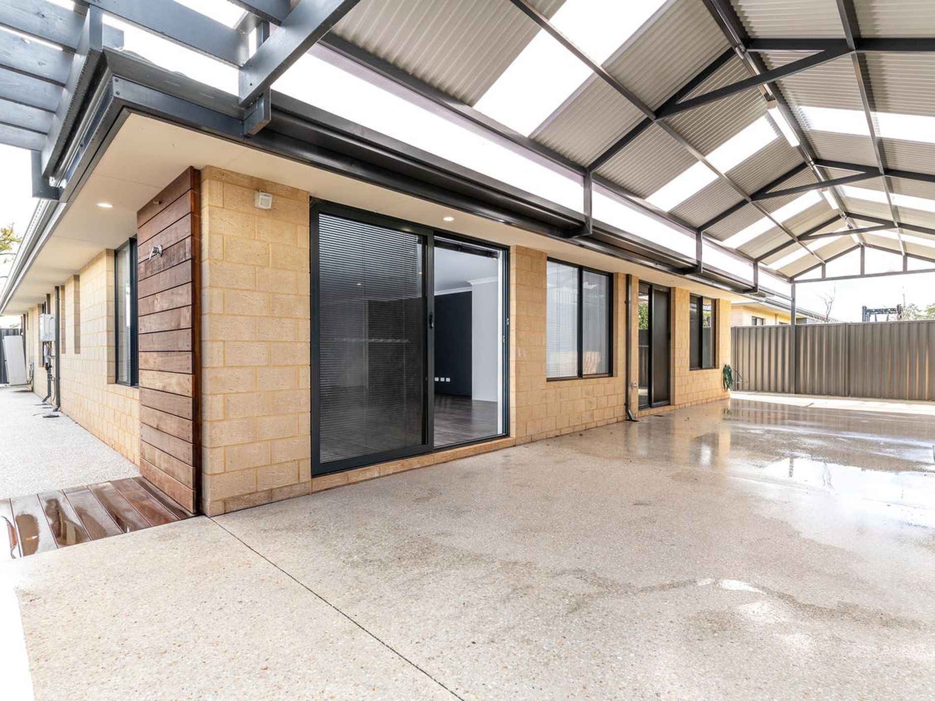 4 Fairmile Street, Bushmead