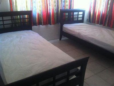 2 / 47 Helen, Cooktown