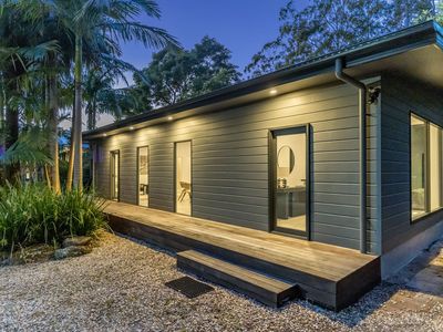 189 Coopers Lane West, Main Arm