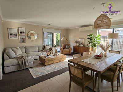 1 Rodeo Grove, Point Cook