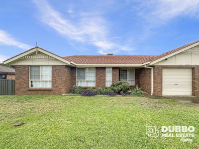 2 / 71 Websdale Drive, Dubbo