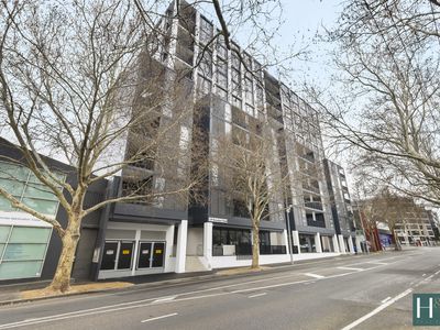 325 / 139-149 Boundary Road, North Melbourne