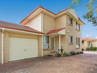 2 / 64 Pur Pur Avenue, Lake Illawarra