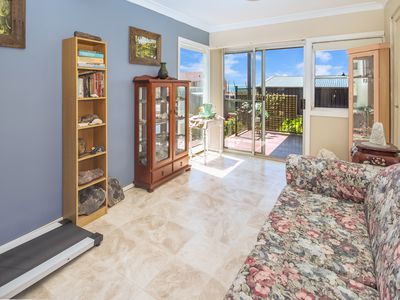 48 Sunset Boulevard, Kianga