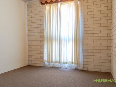 2 / 25 Carter Street, Horsham