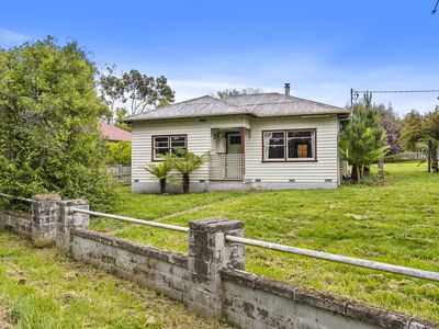 19 Esplanade Road, Cygnet