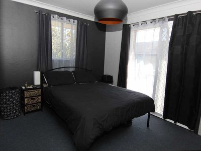 5   25 West Street, Forster