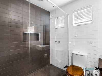 26 Dahlia Drive, Caroline Springs