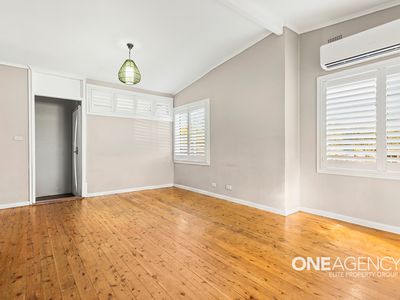 18 Fleetwood Cres, Warilla
